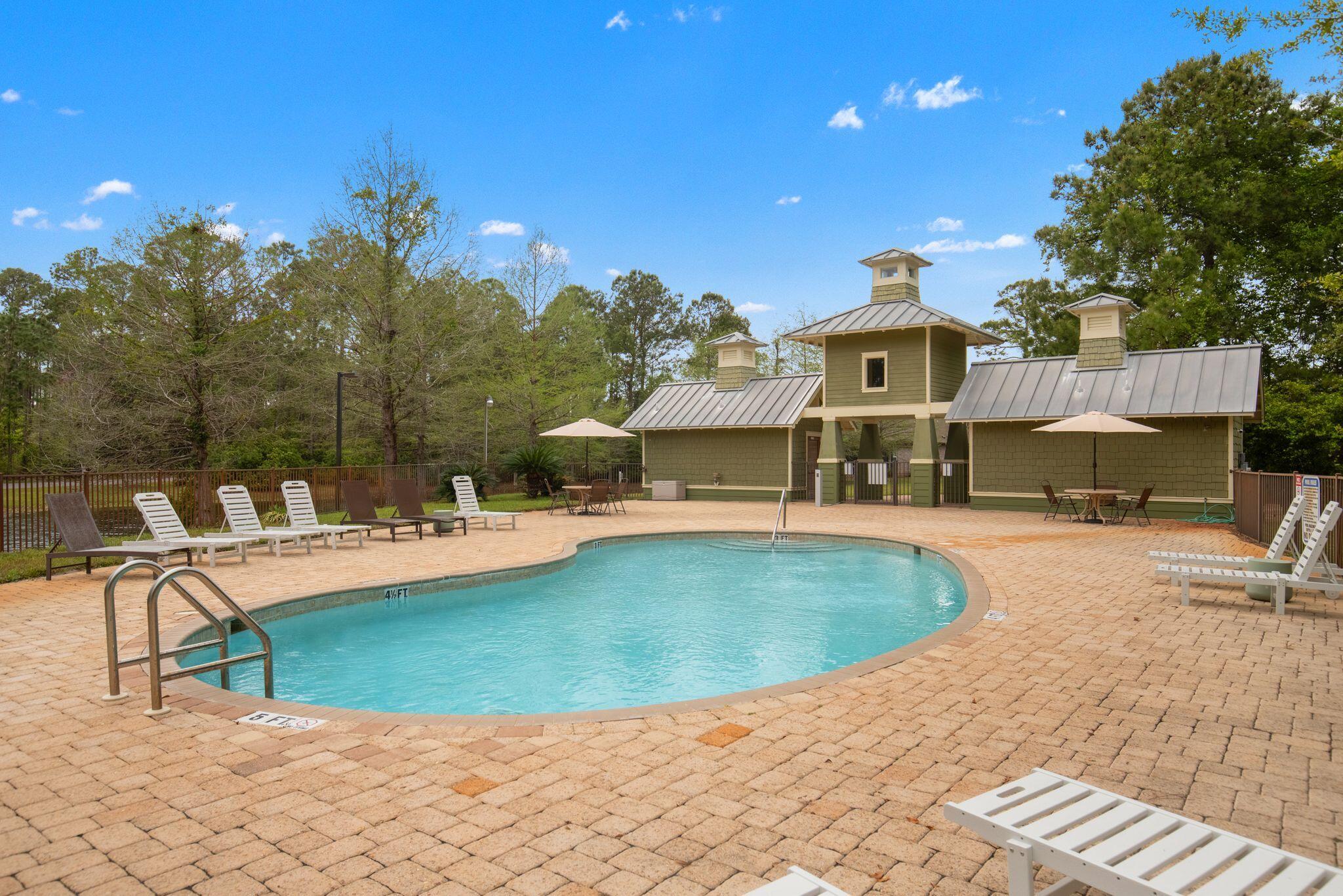 140 Pintail Boulevard Freeport, FL 32439 - Photo 47 of 69 140 Pintail Blvd, Freeport, FL 32439 Ame