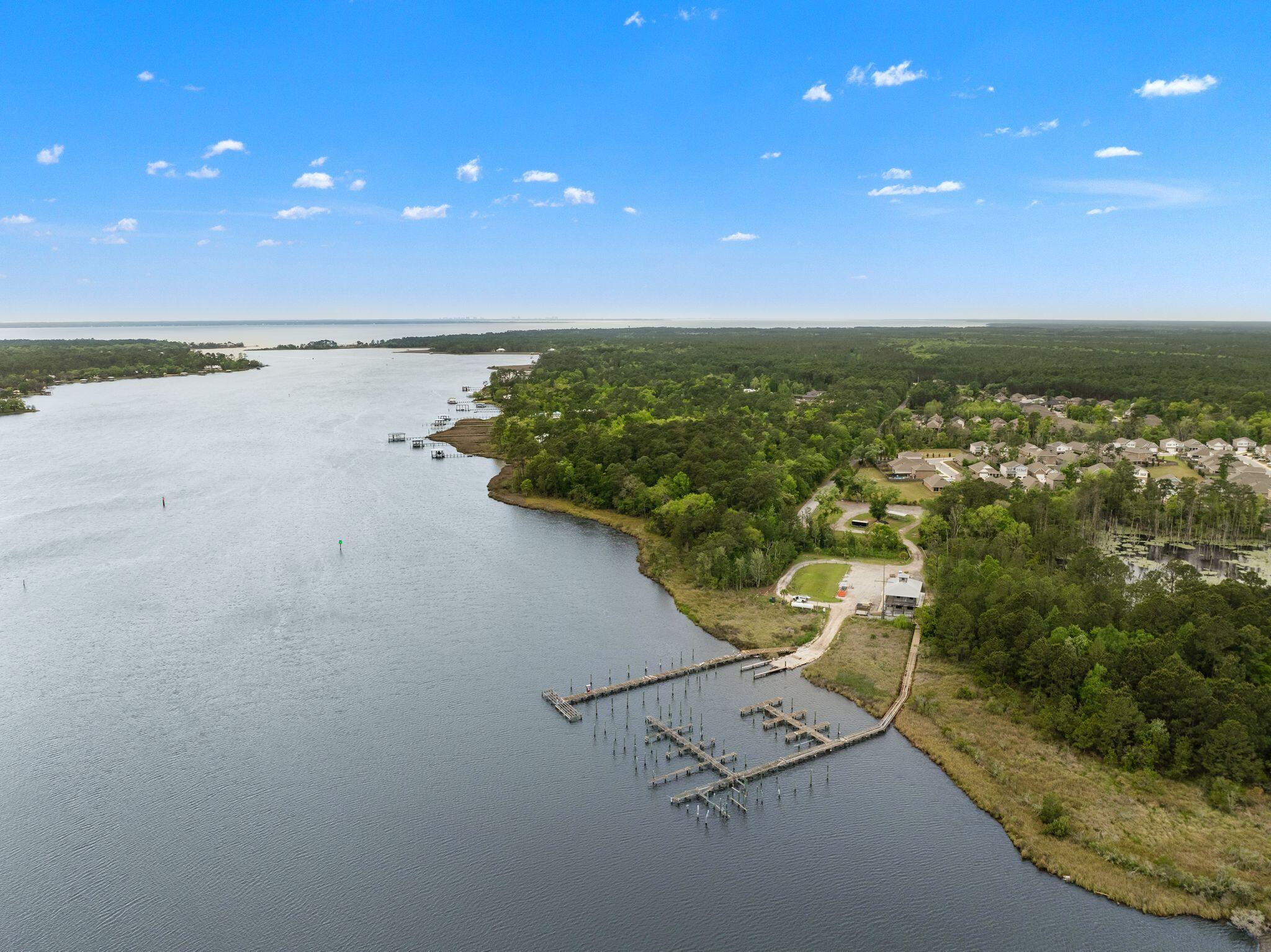 140 Pintail Boulevard Freeport, FL 32439 - Photo 52 of 69 140 Pintail Blvd, Freeport, FL 32439 Ame