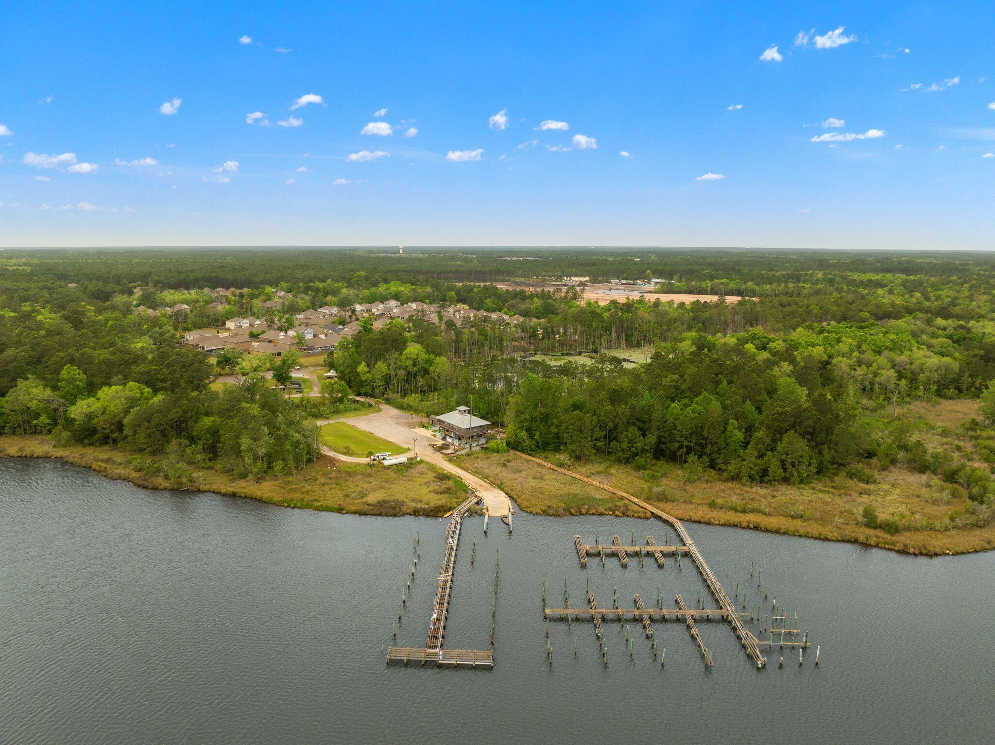 140 Pintail Boulevard Freeport, FL 32439 - Photo 53 of 69 140 Pintail Blvd, Freeport, FL 32439 Ame