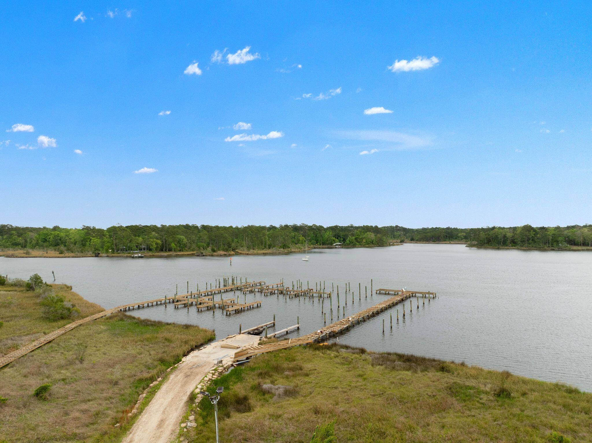 140 Pintail Boulevard Freeport, FL 32439 - Photo 56 of 69 140 Pintail Blvd, Freeport, FL 32439 Ame