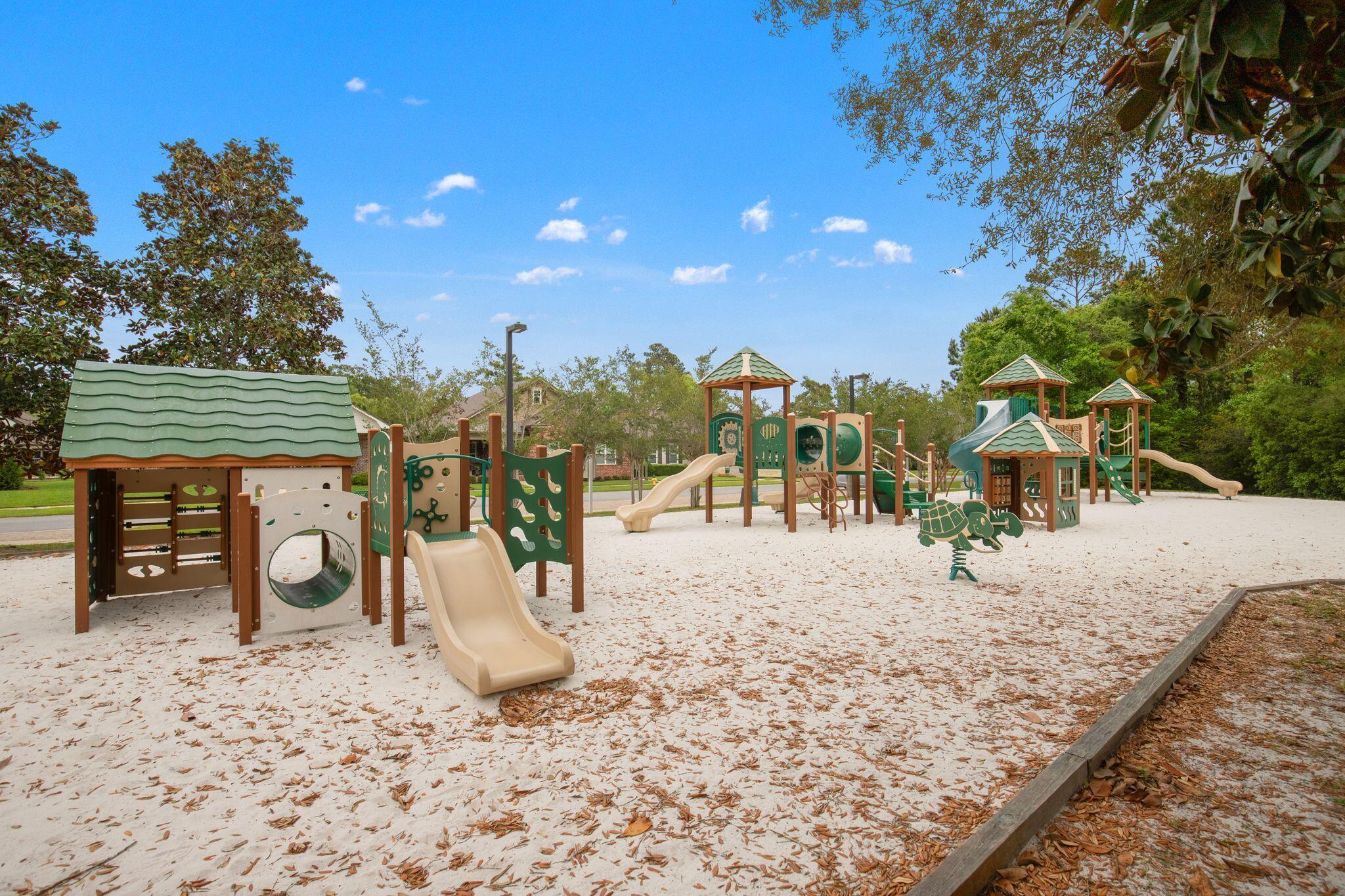 140 Pintail Boulevard Freeport, FL 32439 - Photo 58 of 69 140 Pintail Blvd, Freeport, FL 32439 Ame