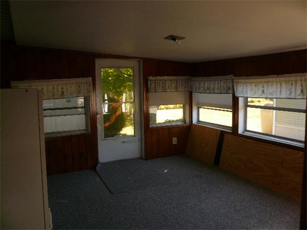 27 Castle Road Attleboro, MA 02703 - Photo 15 of 20 Gallery Image 15