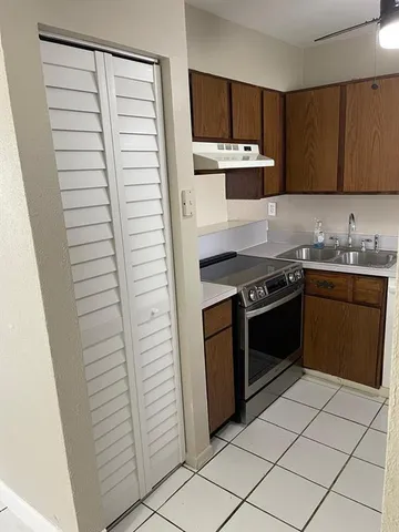 $1,500 | 2625 Highway 590, Unit 1911, Clearwater, FL 33759