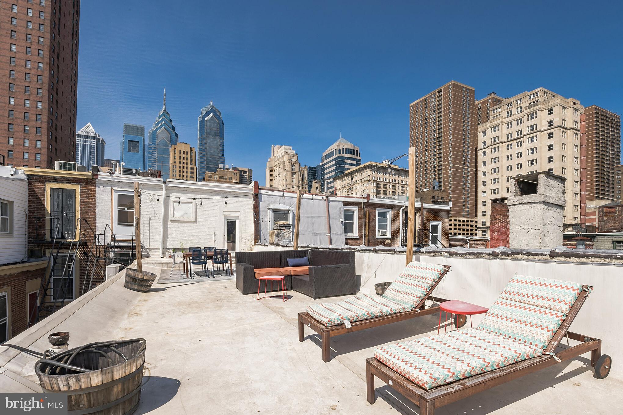 1624 Spruce Street, Unit 3F Philadelphia, PA 19103 - Photo 14 of 15 Roof deck