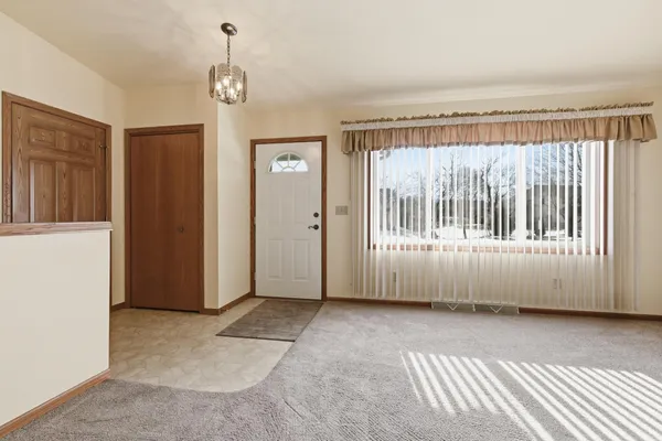 $309,000 | 496 Glacier Pass, Slinger, WI 53086