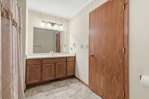 $309,000 | 496 Glacier Pass, Slinger, WI 53086