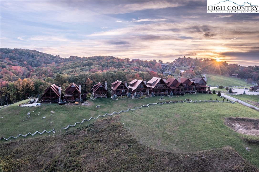 5 Eagles Nest Trail Banner Elk, NC 28604 - Photo 26 of 36 a view of outdoor space with city view