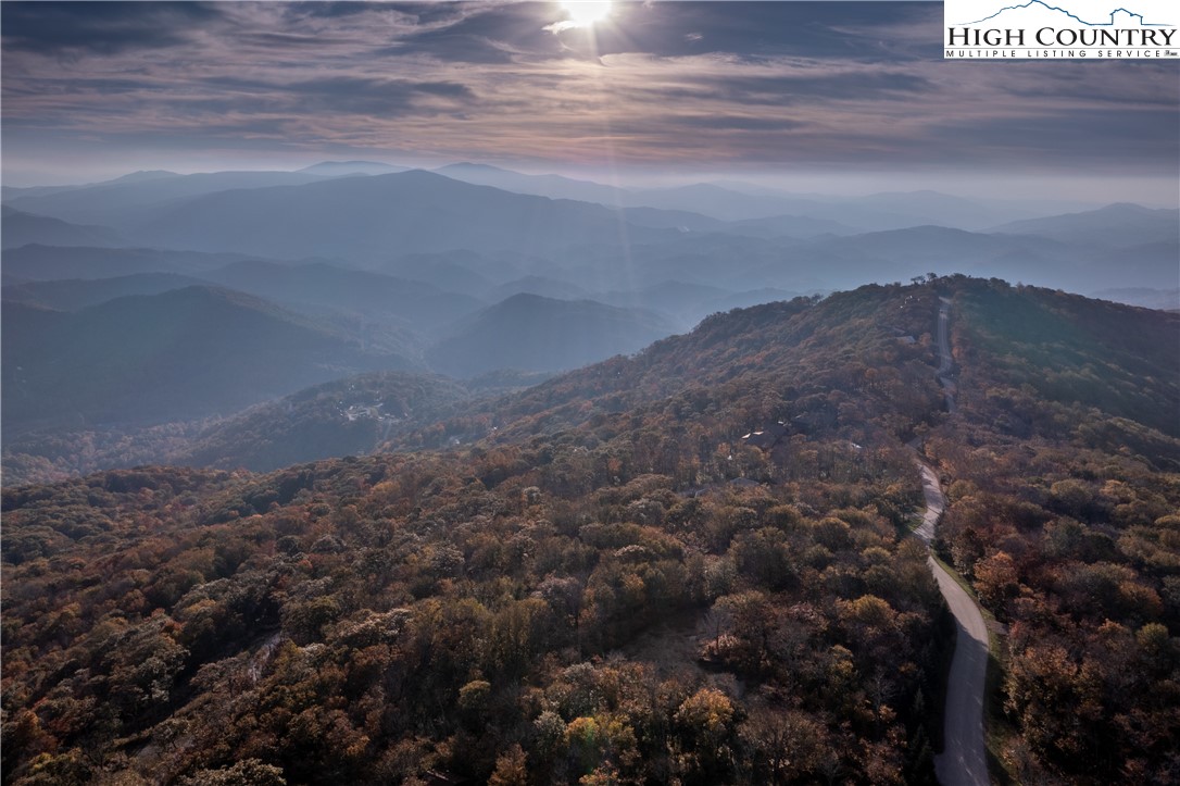 5 Eagles Nest Trail Banner Elk, NC 28604 - Photo 29 of 36 a view of city and mountain