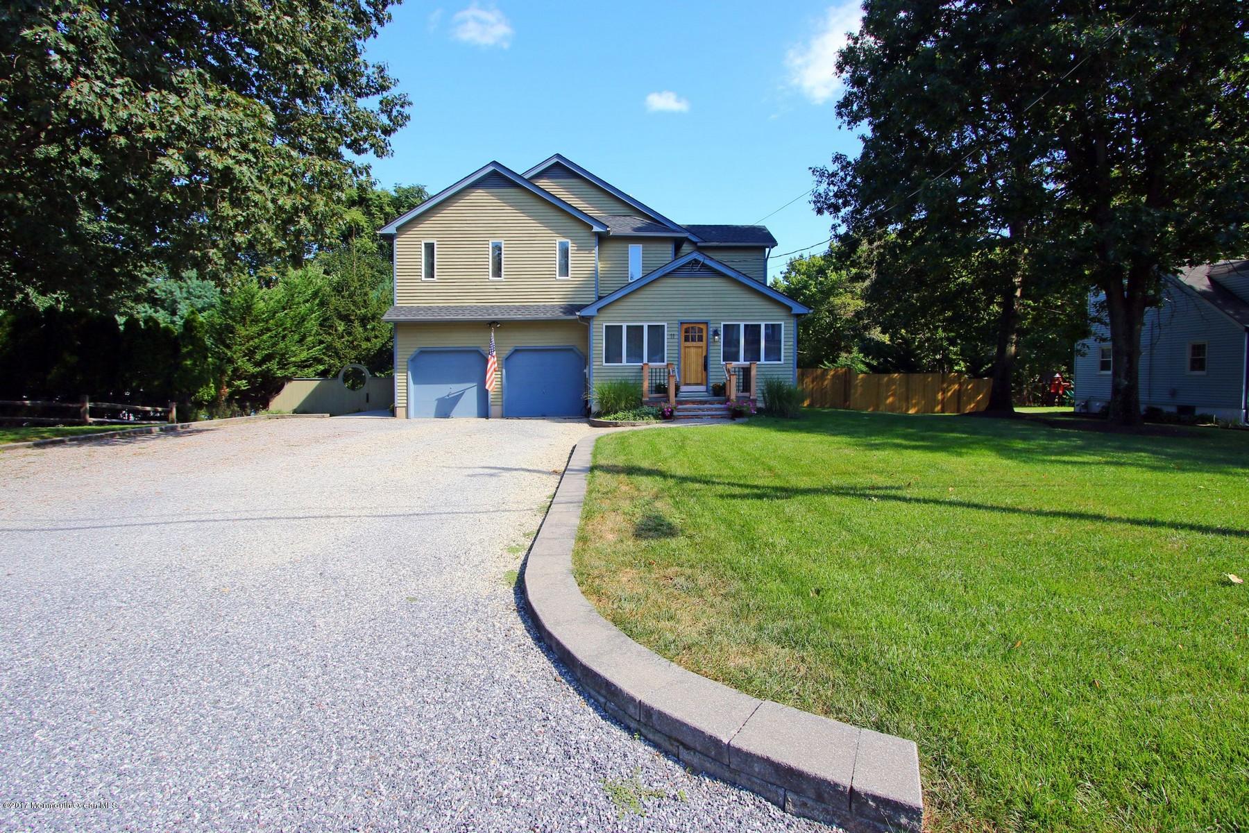 11 Unity Court Middletown, NJ 07748 - Photo 2 of 39 Over Sized Driveway