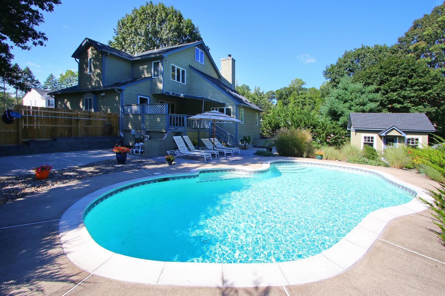 11 Unity Court Middletown, NJ 07748 - Photo 7 of 39 Side view of Pool
