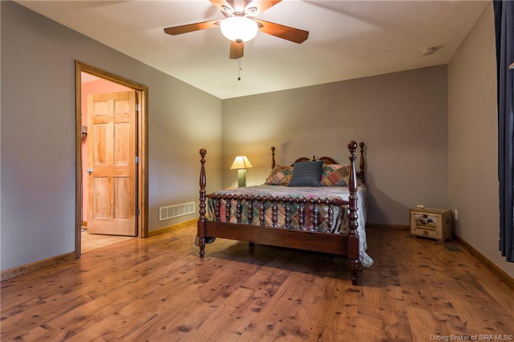 310 Graebe Road Charlestown, IN 47111 - Photo 17 of 36 Gallery Image 17