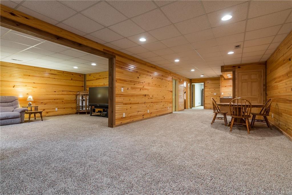 310 Graebe Road Charlestown, IN 47111 - Photo 27 of 36 Gallery Image 27