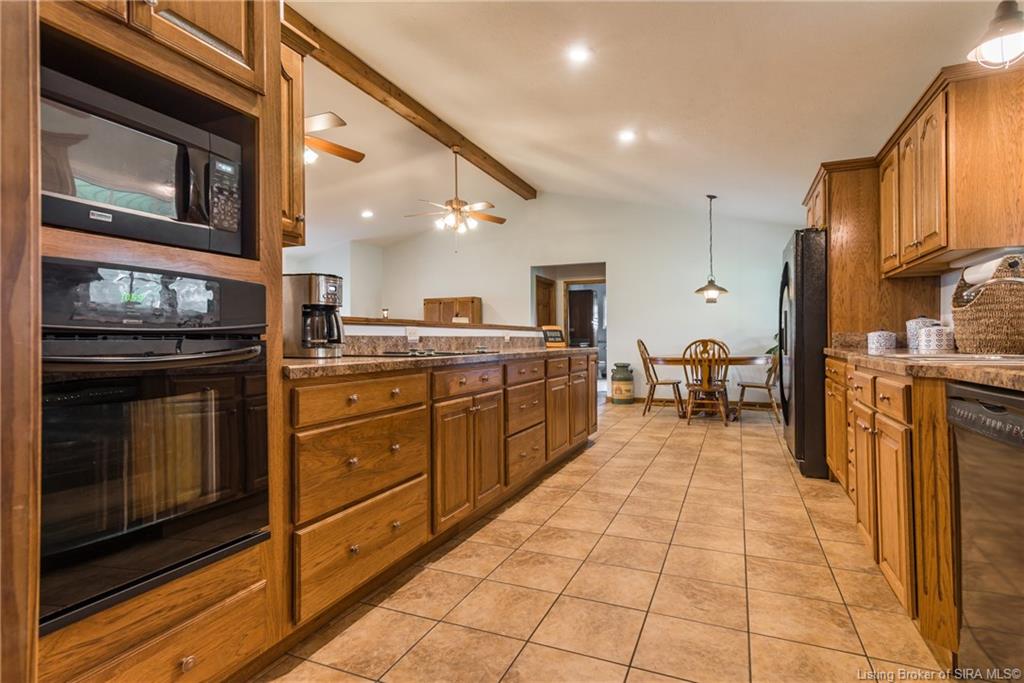 310 Graebe Road Charlestown, IN 47111 - Photo 9 of 36 Gallery Image 9