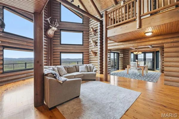 $8,499,999 | 24944 State Rte WW, St. Mary, MO 63673