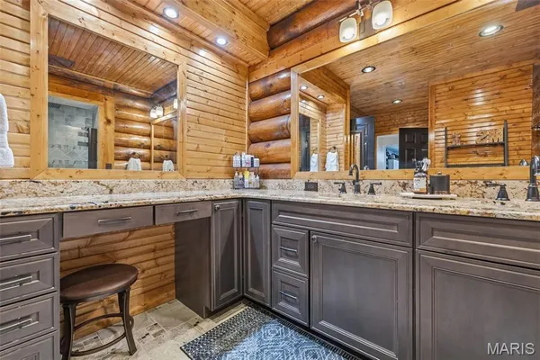 $8,499,999 | 24944 State Rte WW, St. Mary, MO 63673