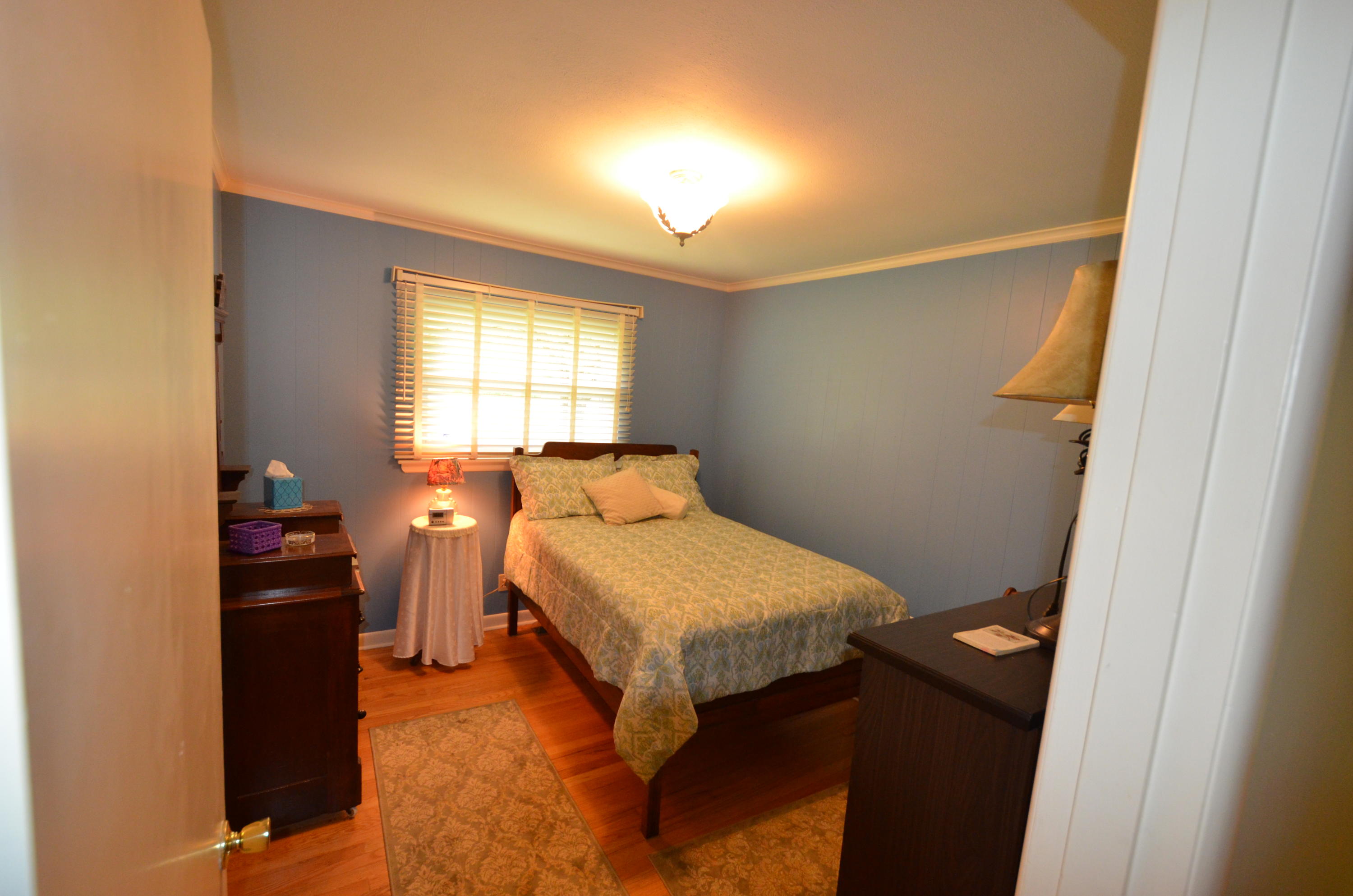 847 West Outer Drive Oak Ridge, TN 37830 - Photo 9 of 16 847outerBR