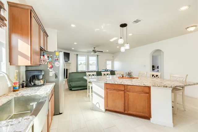 $499,883 | 707 Burr Oak, Richwood, TX 77531