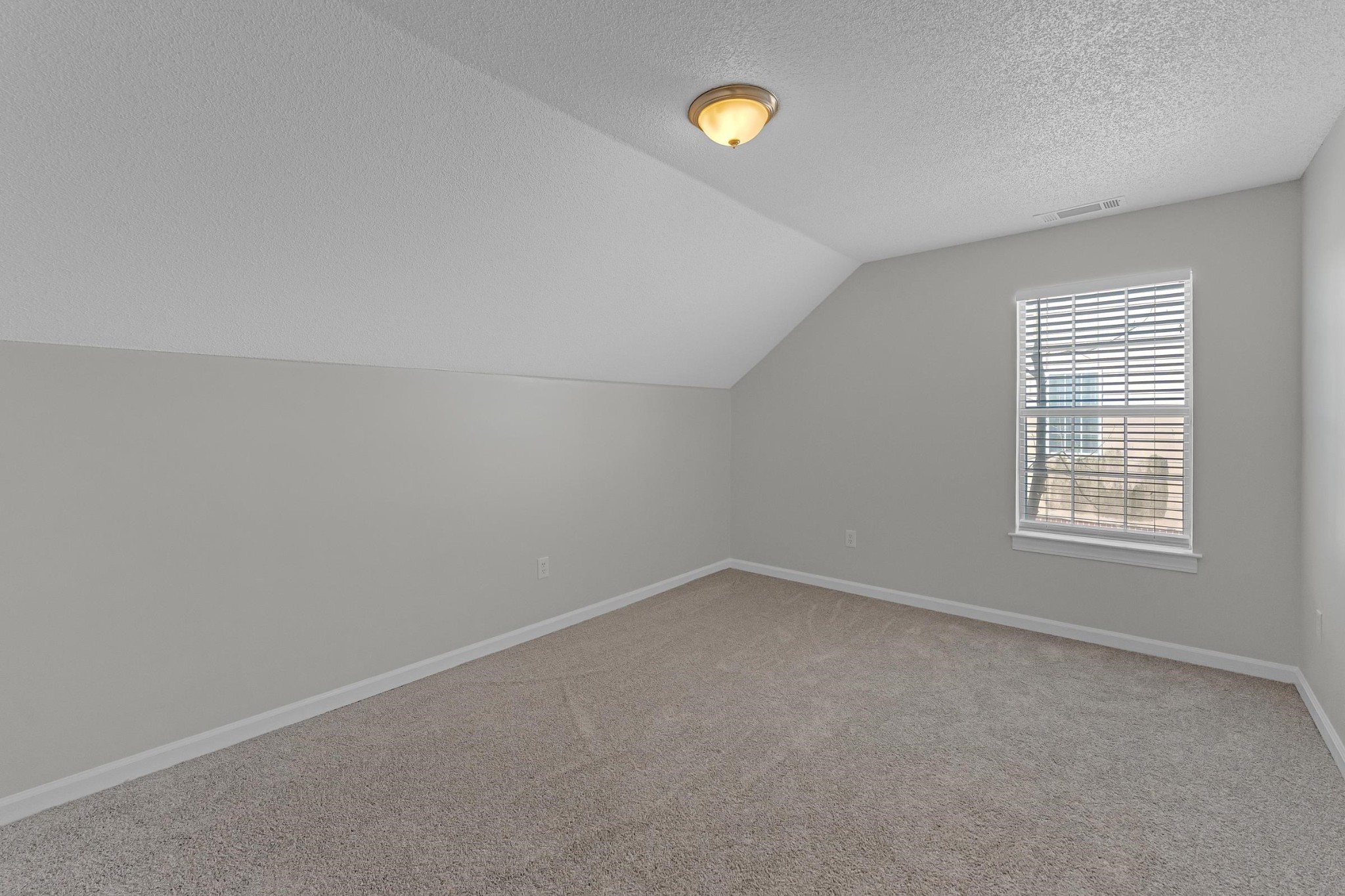 2593 Kate Bond Road Memphis, TN 38133 - Photo 19 of 33 an empty room with windows