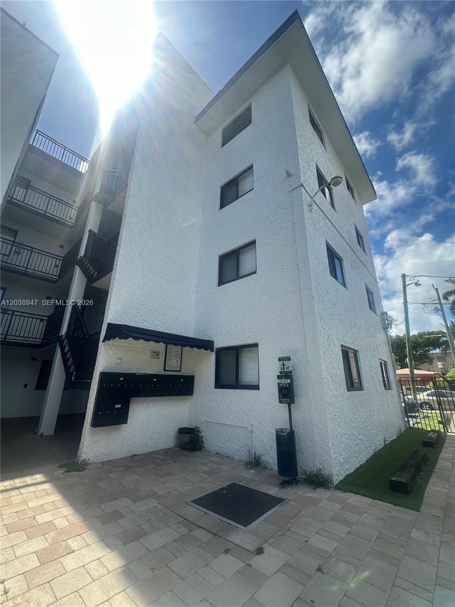 529 Southwest 4th Street, Unit 104 Miami, FL 33130 - Photo 22 of 28