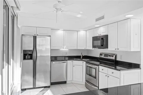 $799,000 | 3554 Ocean Drive, Unit 204S, Vero Beach, FL 32963