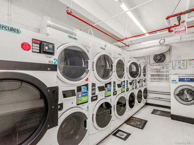 $375,000 | 525 West 236th Street, Unit 6H | Central Riverdale