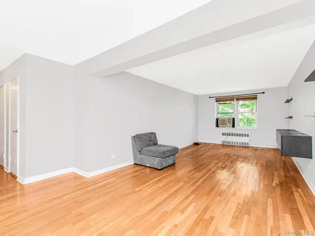 $375,000 | 525 West 236th Street, Unit 6H | Central Riverdale
