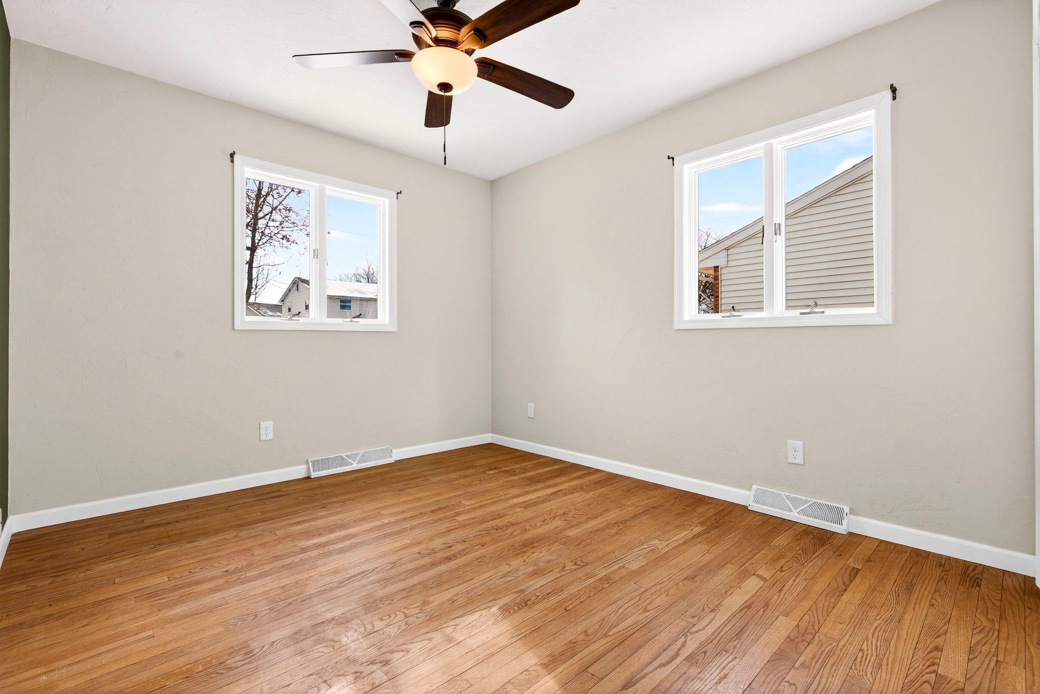 916 Charles Street Little Chute, WI 54140 - Photo 13 of 45