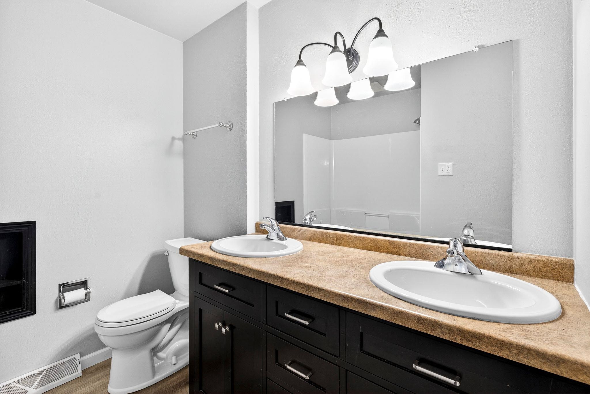 916 Charles Street Little Chute, WI 54140 - Photo 20 of 45