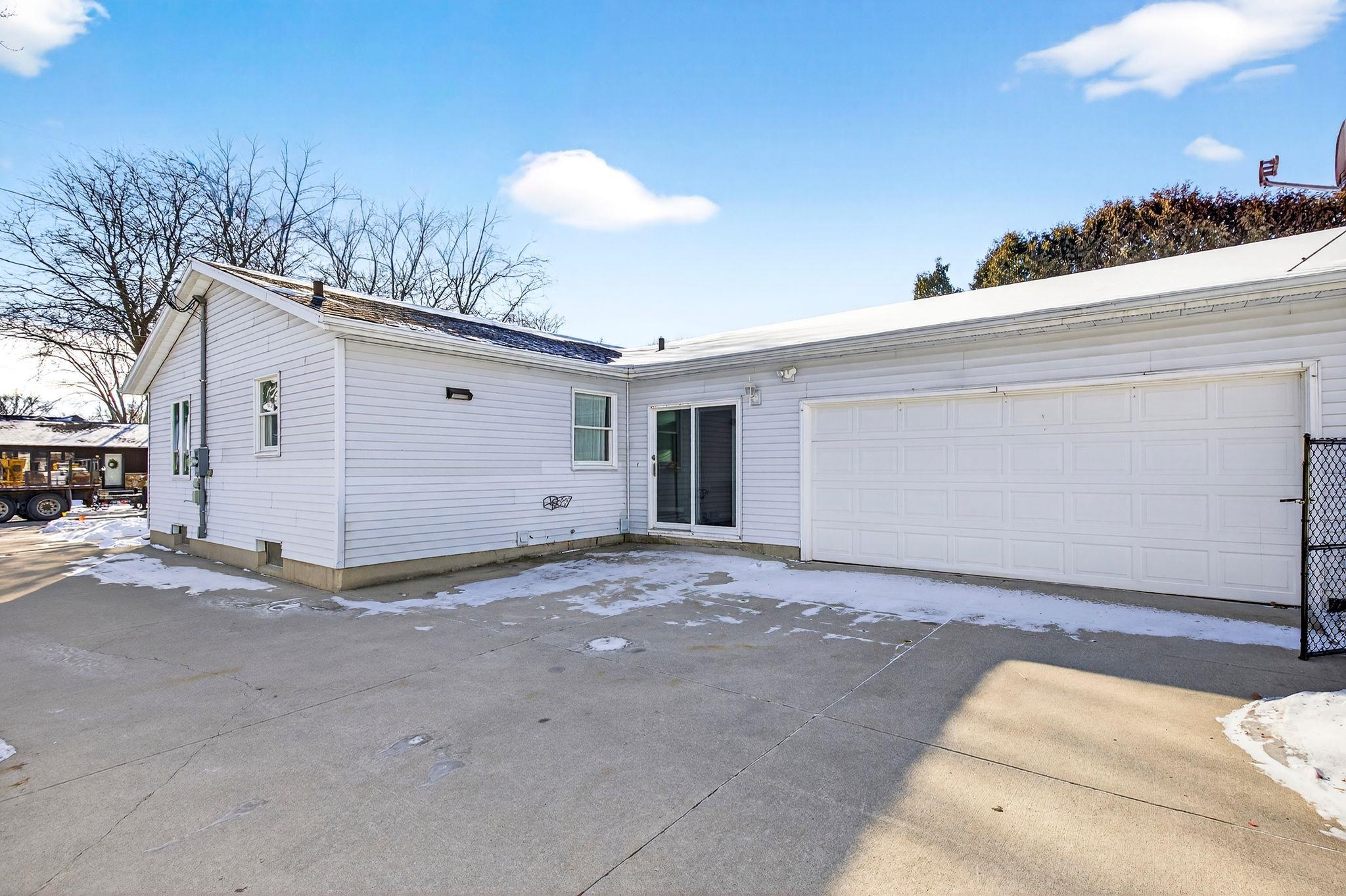 916 Charles Street Little Chute, WI 54140 - Photo 2 of 45