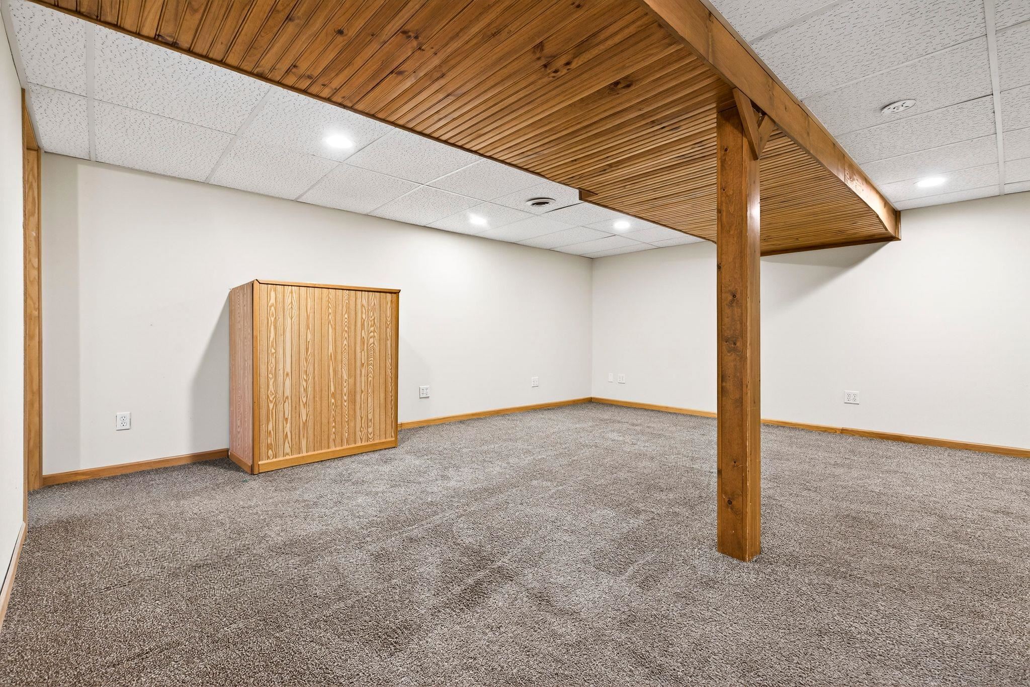 916 Charles Street Little Chute, WI 54140 - Photo 26 of 45