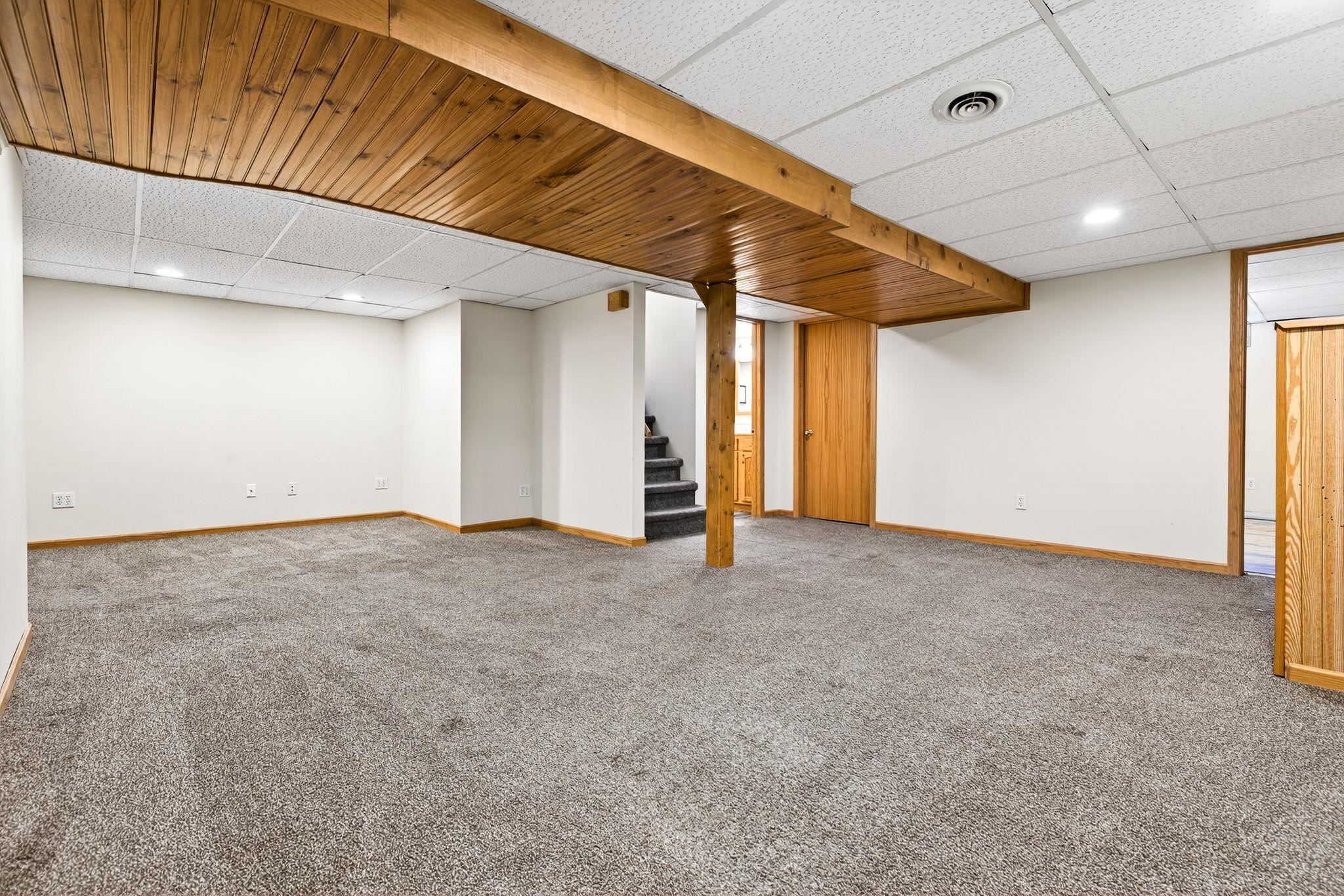 916 Charles Street Little Chute, WI 54140 - Photo 27 of 45