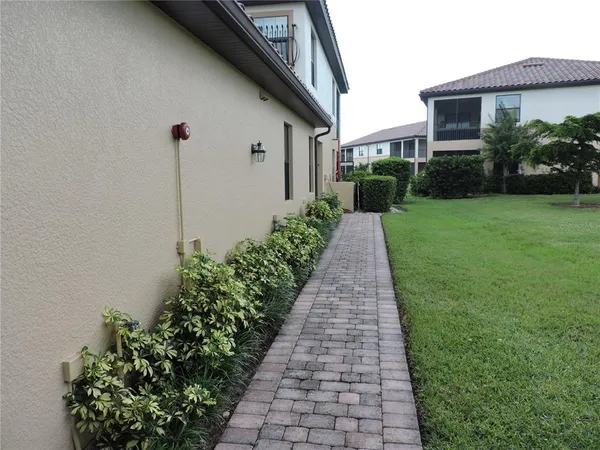 $375,000 | 20201 Ragazza Circle, Unit 102, Venice, FL 34293