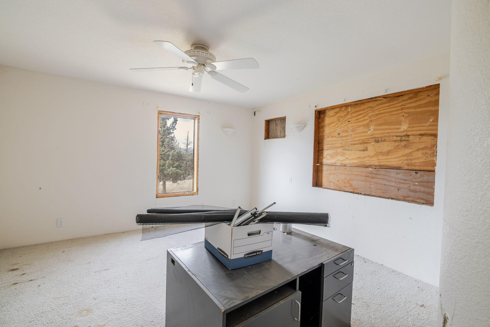 21070 Robin Avenue Bend, OR 97703 - Photo 41 of 62 35-web-or-mls-21070 Robin Avenue Interio