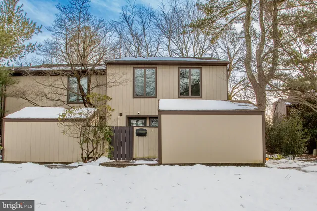 $3,300 | 17 Eden Roc, New Hope, PA 18938