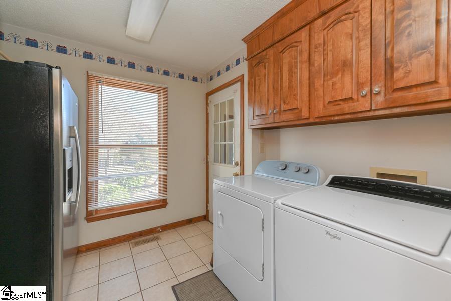 503 Lakewinds Boulevard Inman, SC 29349 - Photo 12 of 36