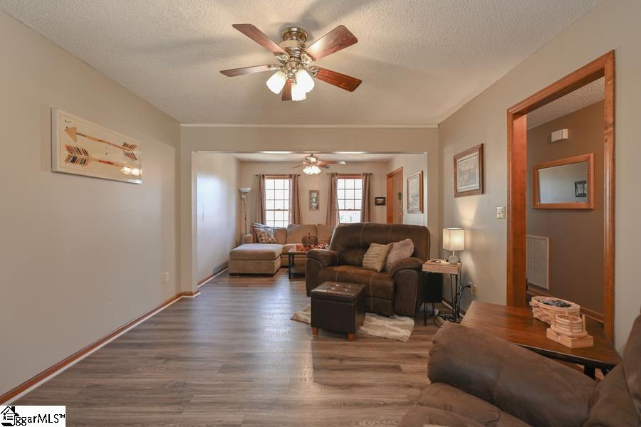 503 Lakewinds Boulevard Inman, SC 29349 - Photo 15 of 36