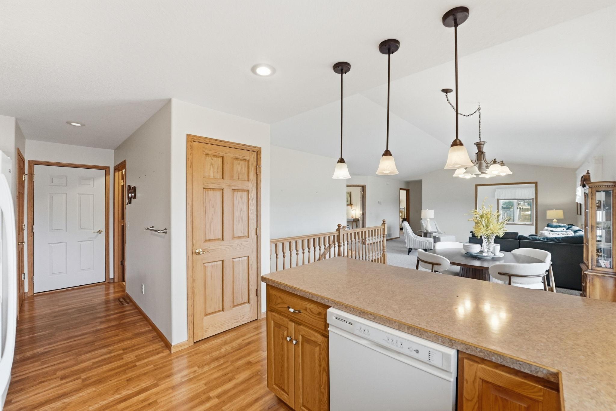 917 Anderson Way Alexandria, MN 56308 - Photo 17 of 35