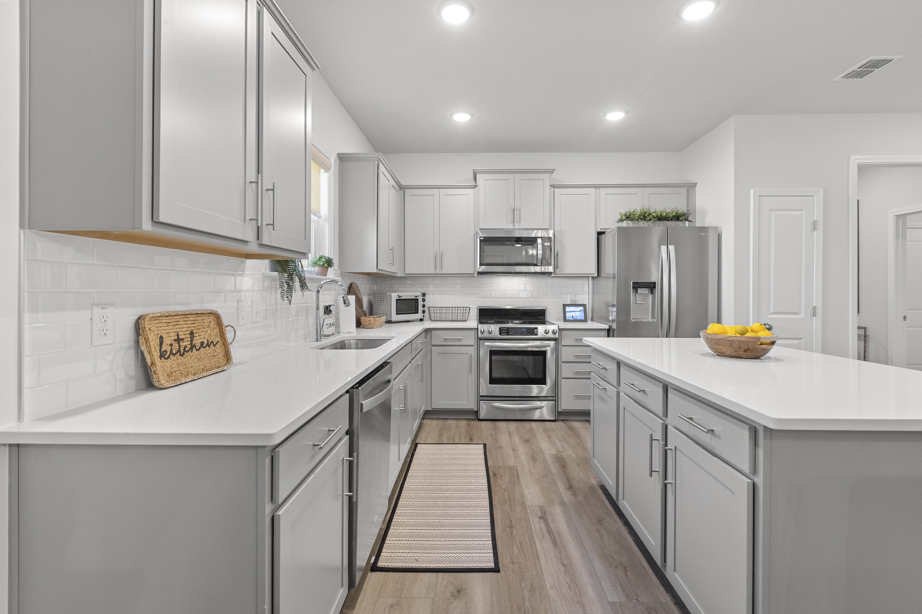 119 Royal Cainhoy Way Huger, SC 29450 - Photo 11 of 49 119RoyalCainhoyWy-CasaVerdeMediaLLC36