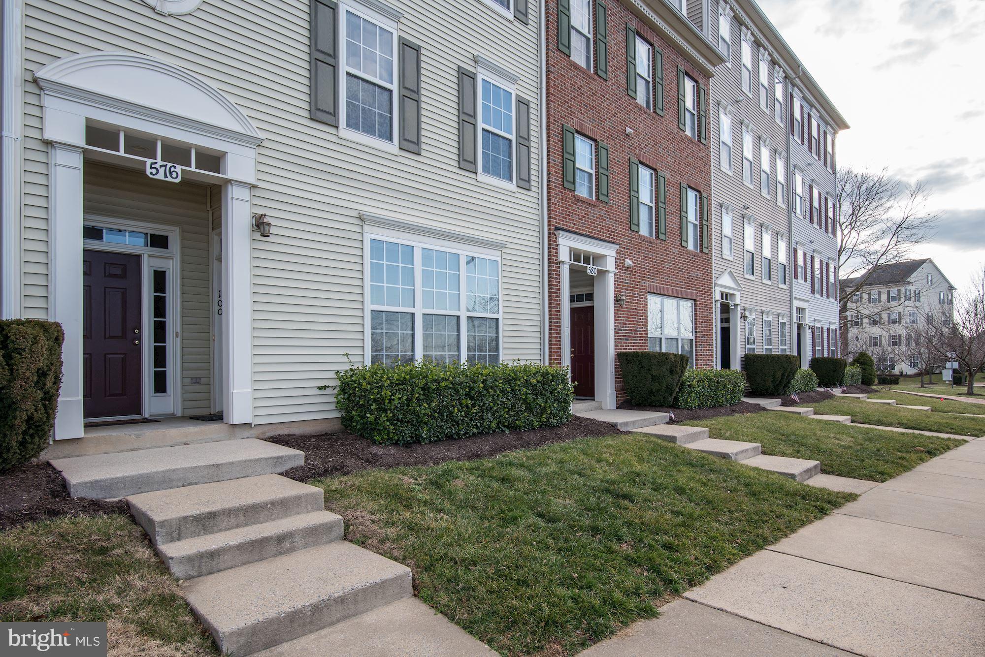 576 Orchard Ridge Drive, Unit 100 Gaithersburg, MD 20878 - Photo 2 of 37