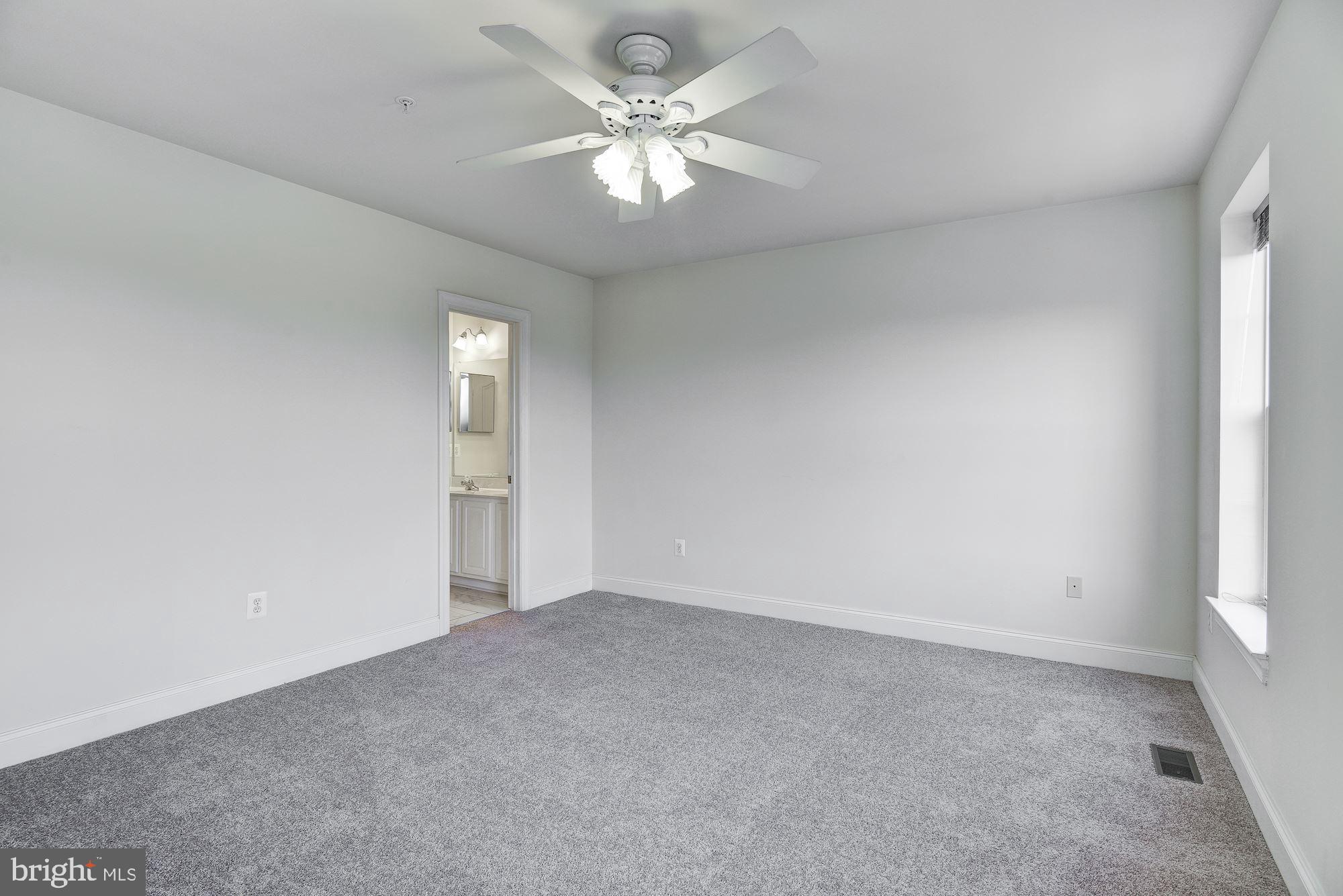 576 Orchard Ridge Drive, Unit 100 Gaithersburg, MD 20878 - Photo 17 of 37
