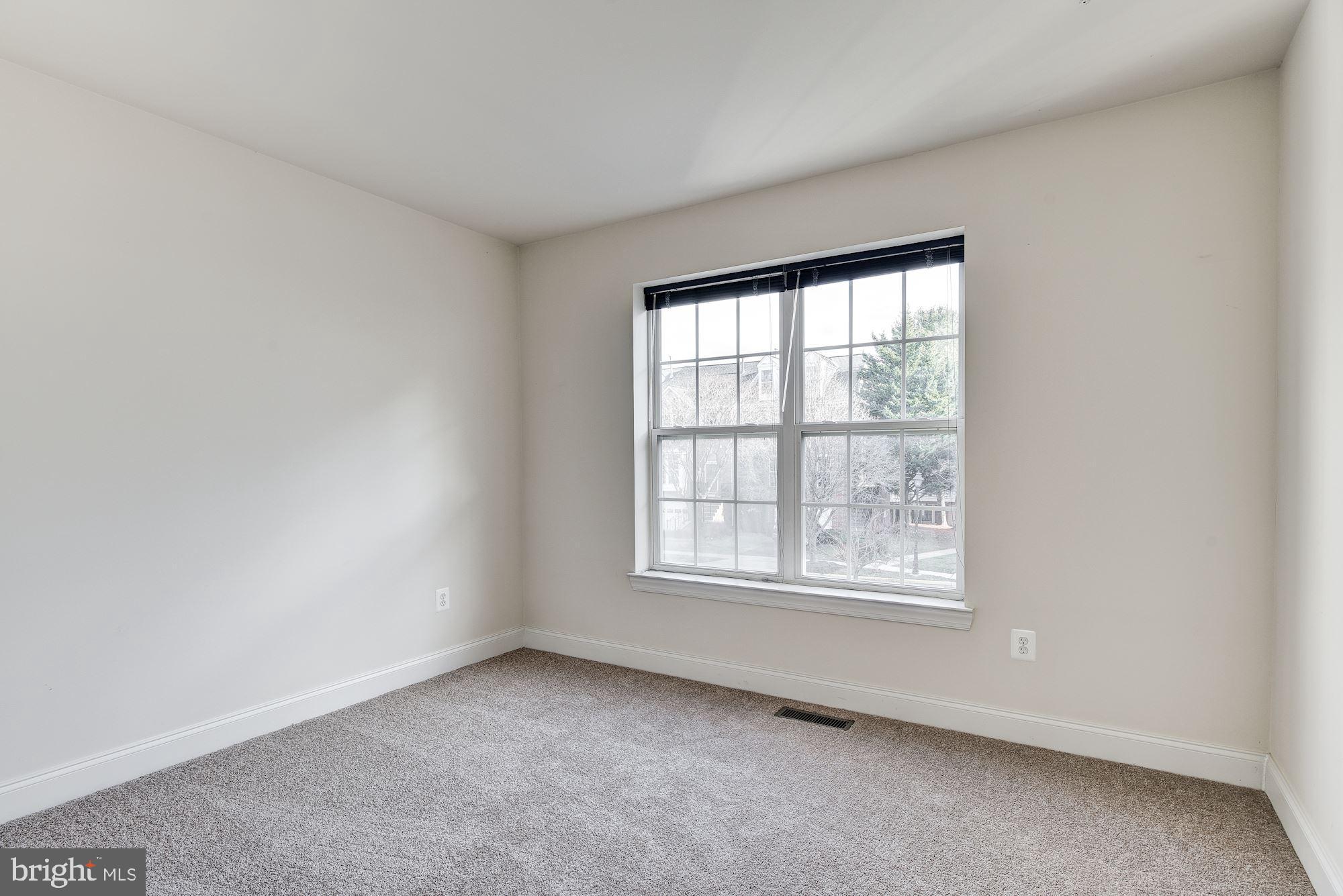 576 Orchard Ridge Drive, Unit 100 Gaithersburg, MD 20878 - Photo 28 of 37
