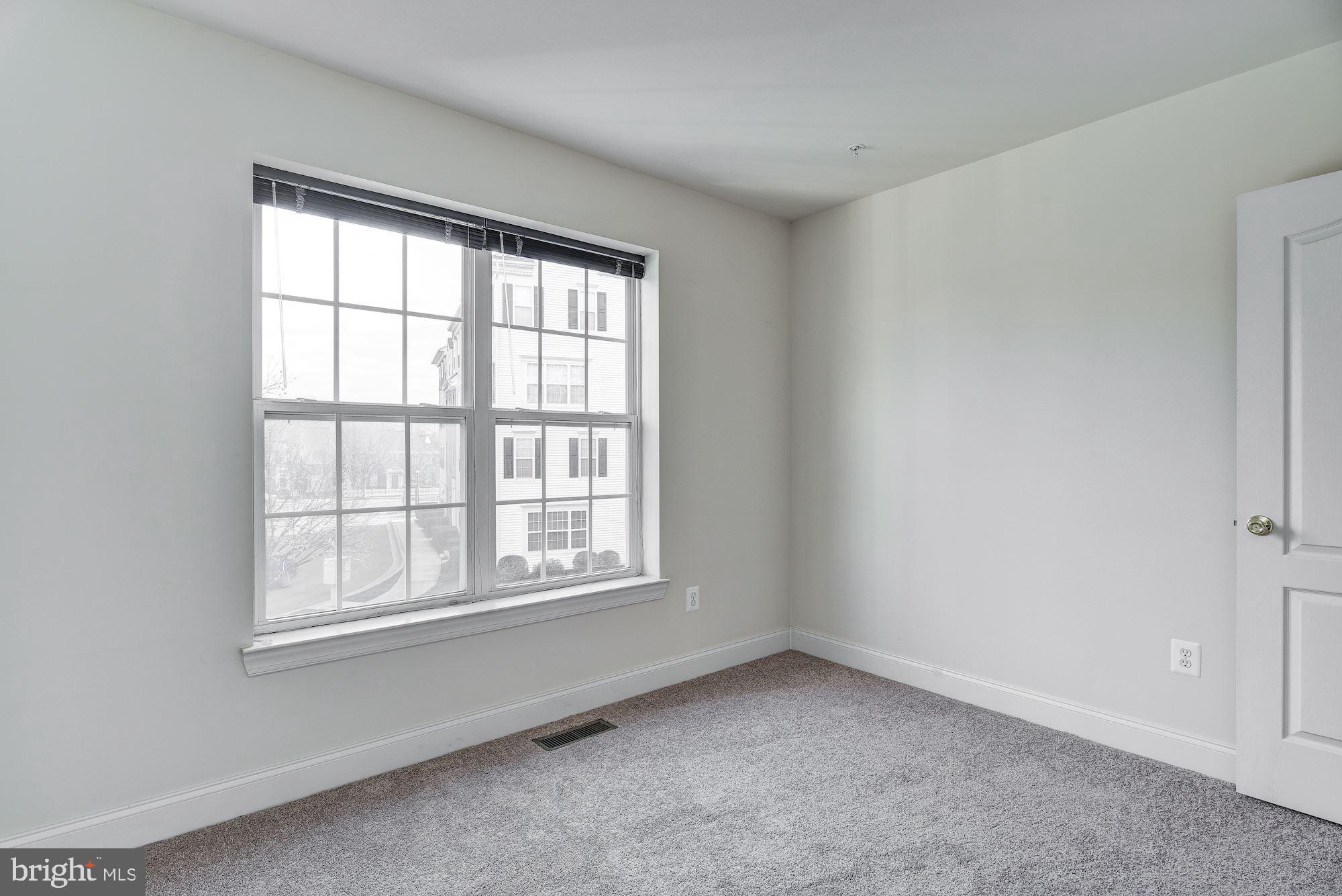 576 Orchard Ridge Drive, Unit 100 Gaithersburg, MD 20878 - Photo 31 of 37
