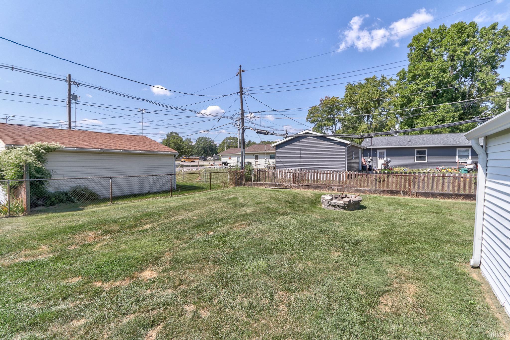 721 Hanover Road Evansville, IN 47710 - Photo 22 of 24 Gallery Image 22