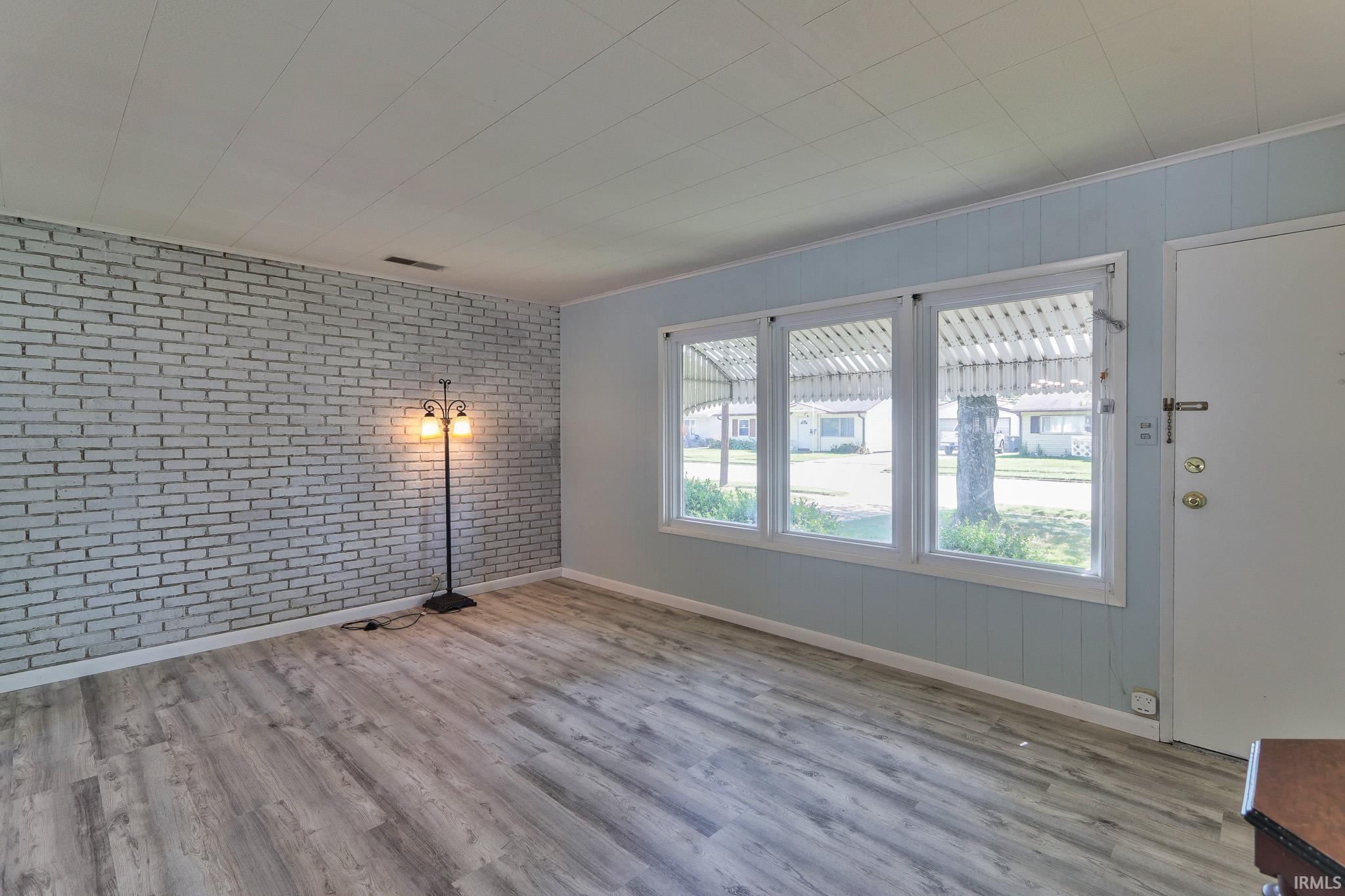 721 Hanover Road Evansville, IN 47710 - Photo 3 of 24 Gallery Image 3