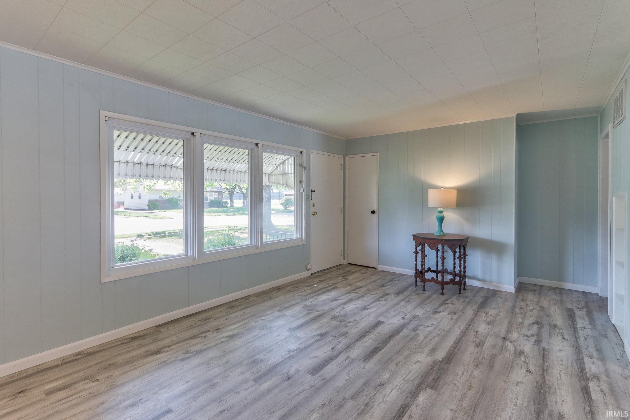 721 Hanover Road Evansville, IN 47710 - Photo 4 of 24 Gallery Image 4