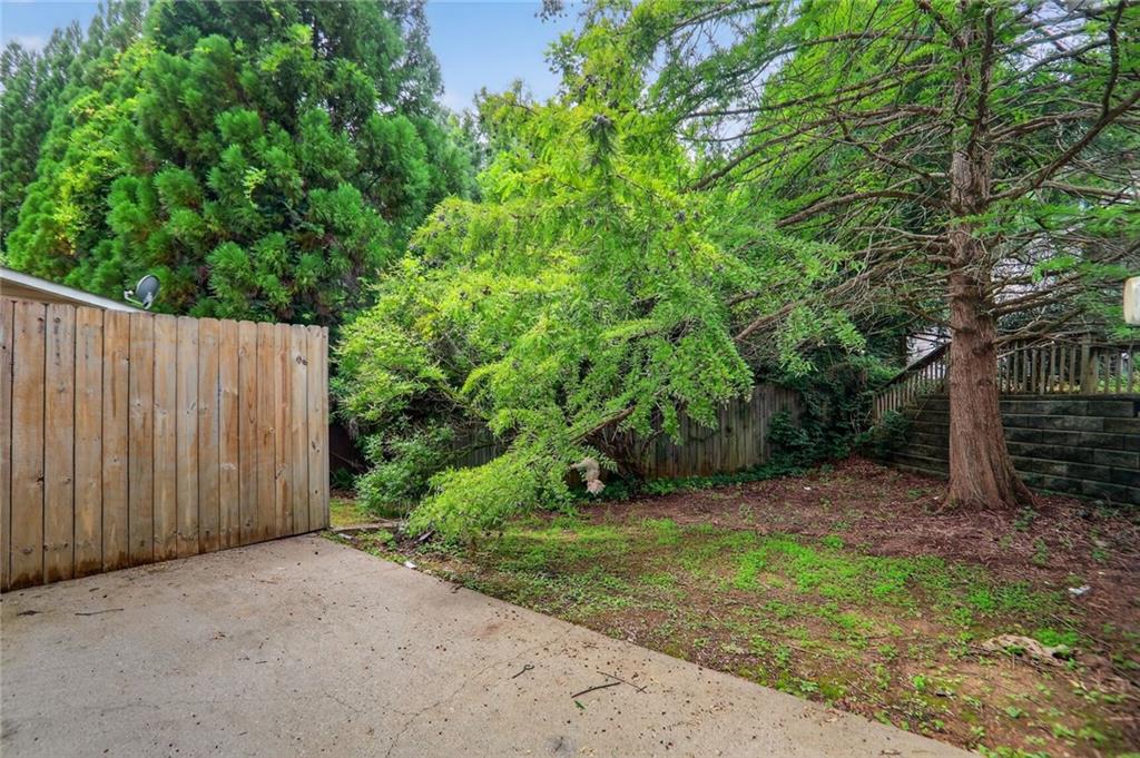 785 Celeste Lane Atlanta, GA 30331 - Photo 16 of 19