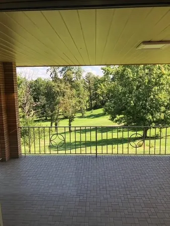 $2,500 | 335 Commonwealth Avenue, West Mifflin, PA 15122