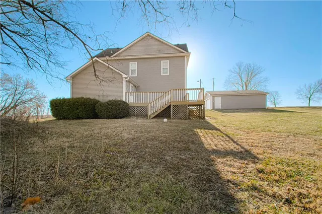 $385,000 | 1261 Southeast Mill Street, Dearborn, MO 64439