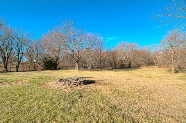 $385,000 | 1261 Southeast Mill Street, Dearborn, MO 64439