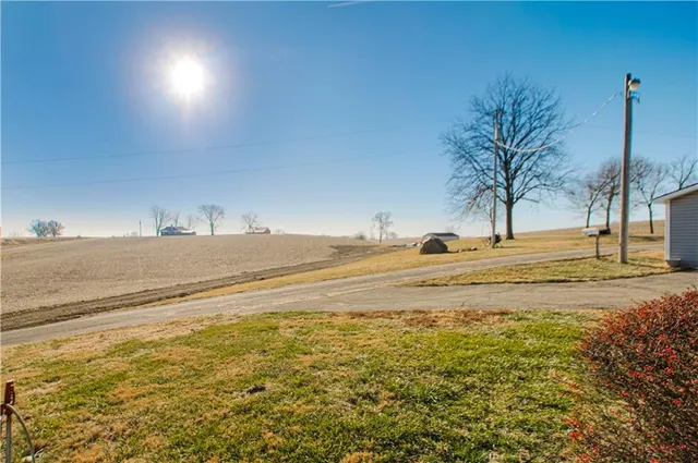 $385,000 | 1261 Southeast Mill Street, Dearborn, MO 64439